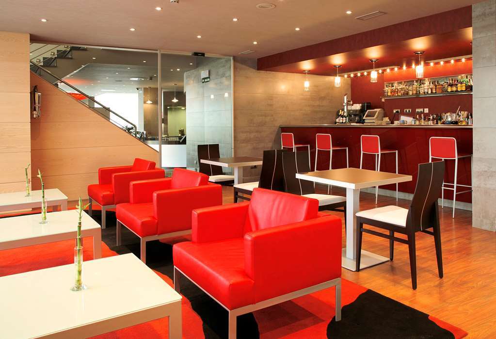 Occidental Pamplona Hotel Étterem fotó