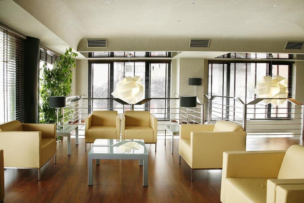 Occidental Pamplona Hotel Kültér fotó