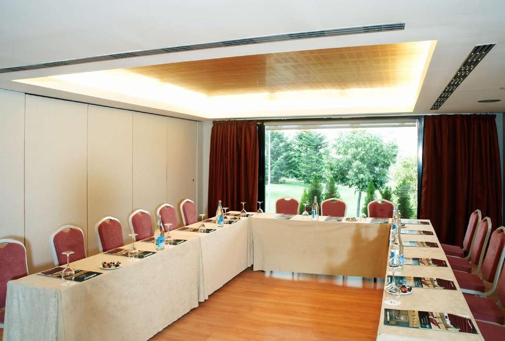 Occidental Pamplona Hotel Kültér fotó